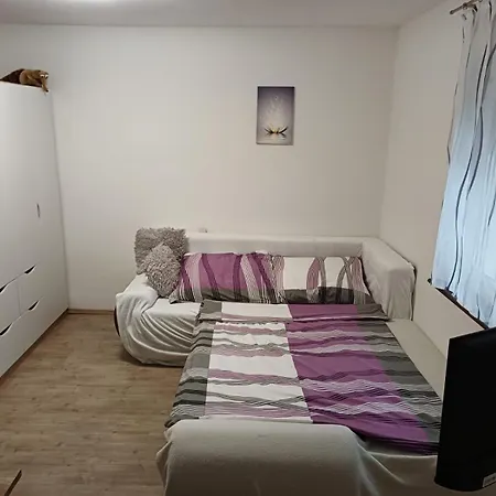 Appartement Haus Mit 2 Schlafzimmer In